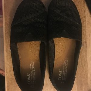 Black woven women’s Toms